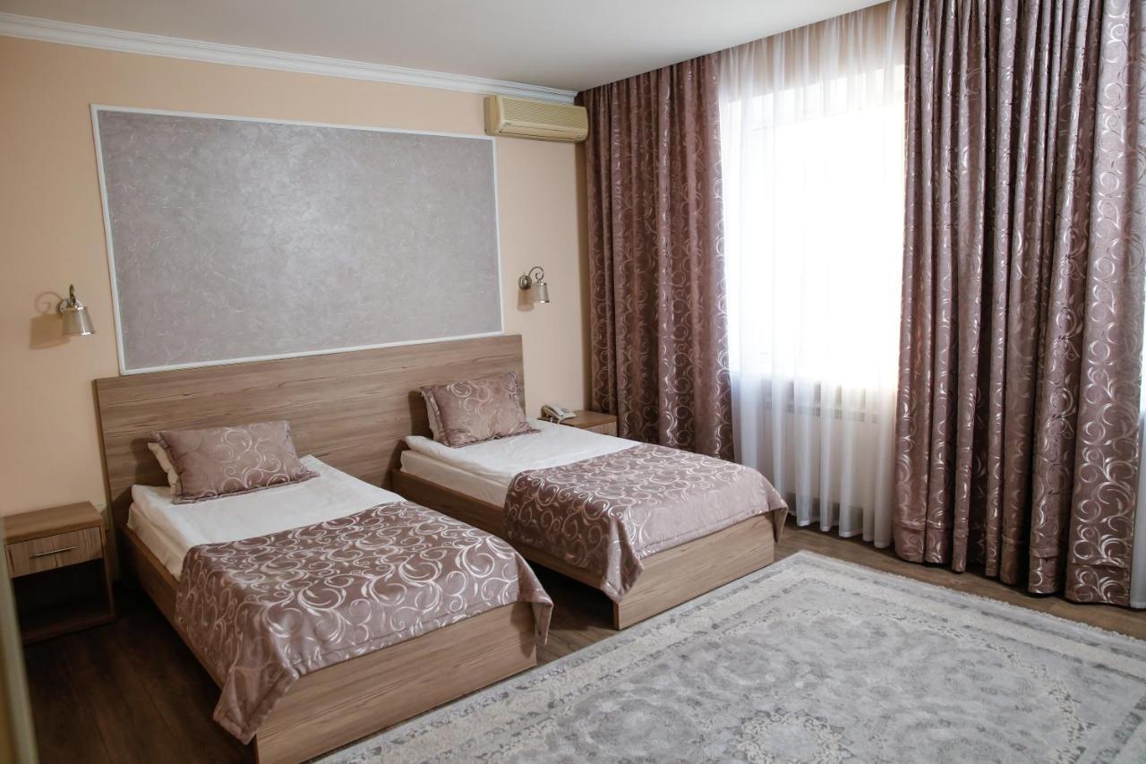 Nurtau Pavlodar Exterior foto